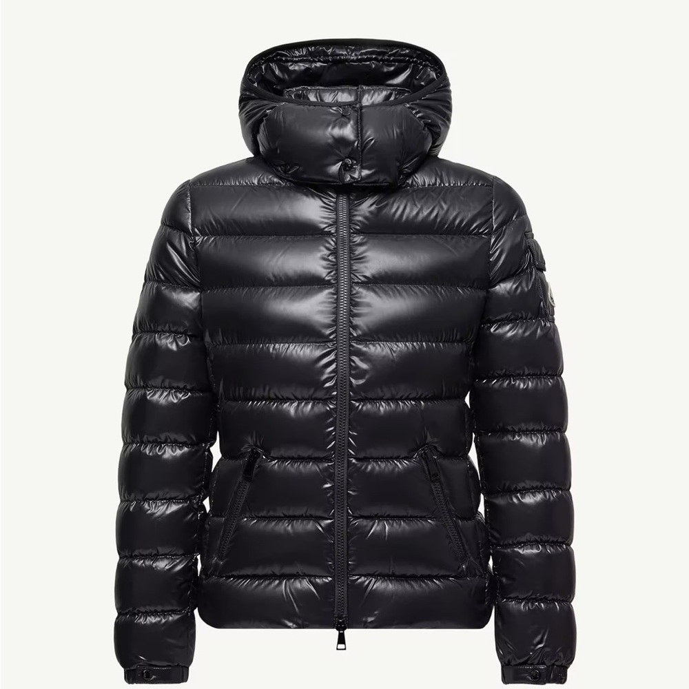Moncler Bady Hooded Short Down Jacket 

Size 5 or XXL